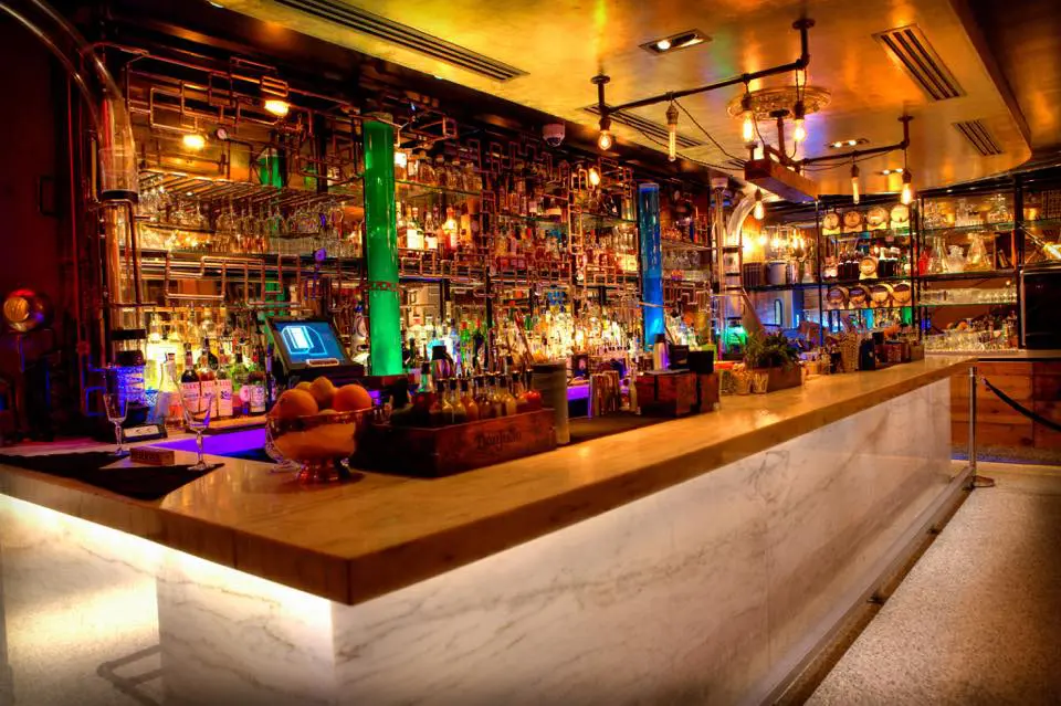 The Tipsy Alchemist brings science to cocktails.