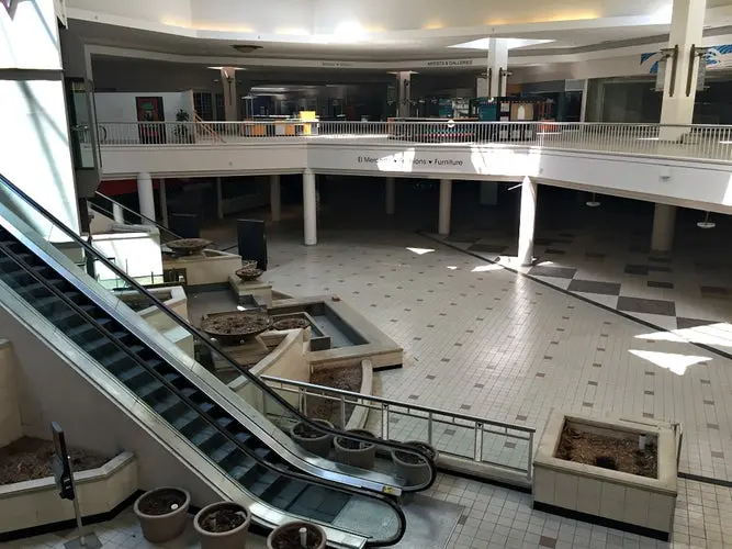 Abandoned Valley View Mall
