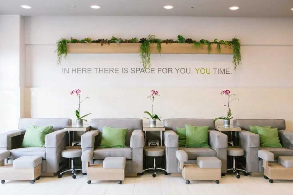A Park Cities salon, Bellacures, offers super clean services for hands and feet.