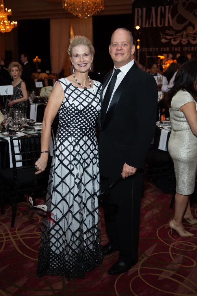 Amy & Rob Pierce at Society for the Performing Arts Black & White Ball. (Photo by Wilson Parish)