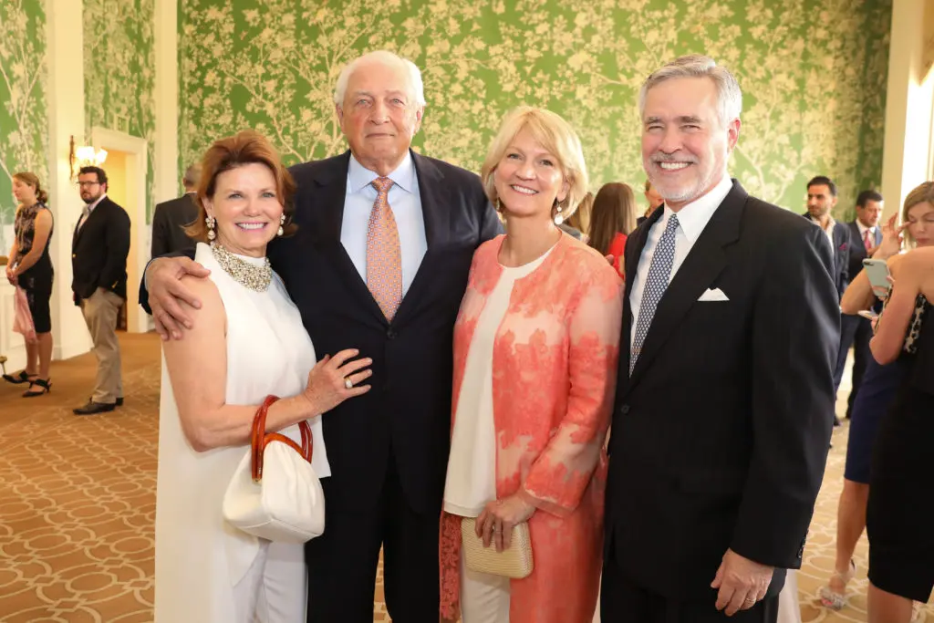 Anita O'Shaughnessy, Wayne Fox, Mimi &  Charlie Prioleau at the Broach Foundation dinner. (Photo by Priscilla Dickson)