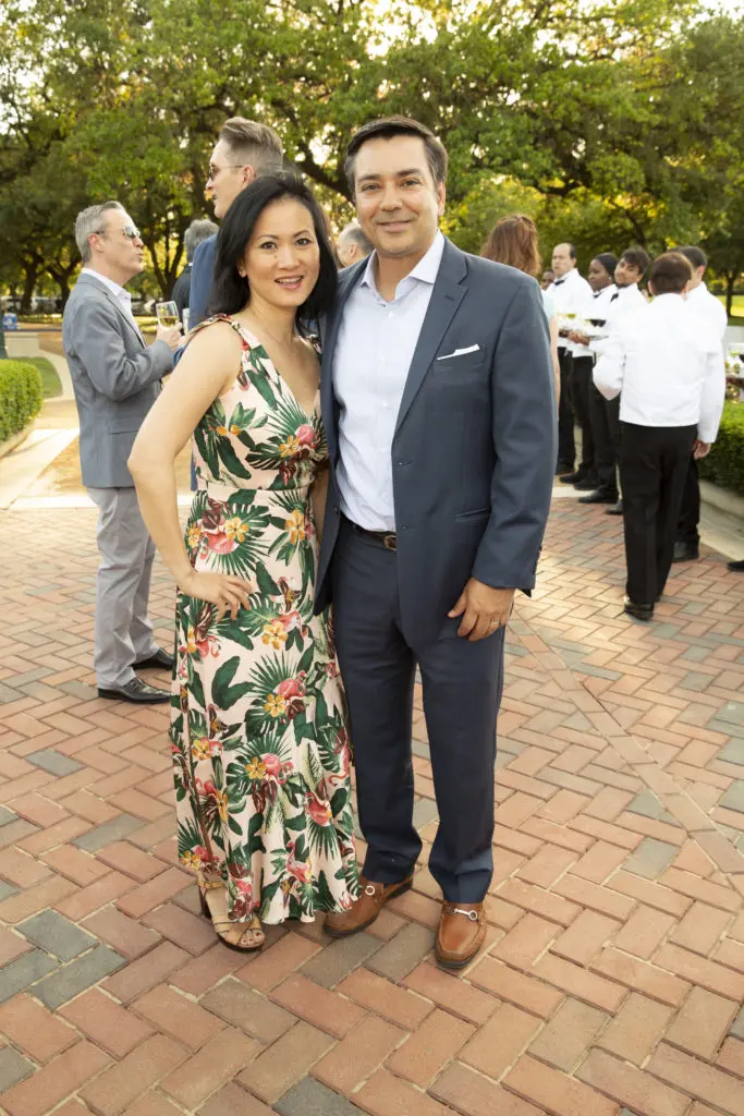 Esther & Jorge Puig at the Hermann Park Conservancy Evening in the Park. (Photo by Jenny Antill Clifton)