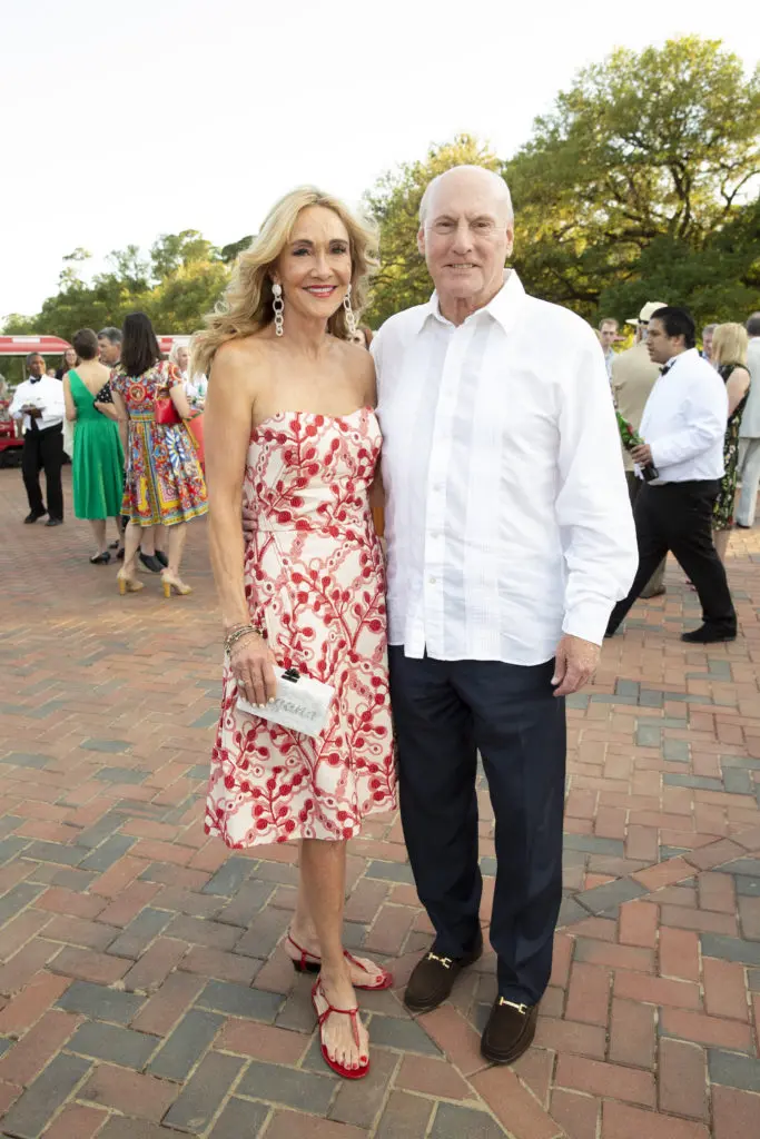 Jana & Scotty Arnoldy at the Hermann Park Conservancy Evening in the Park. (Photo by Jenny Antill Clifton)