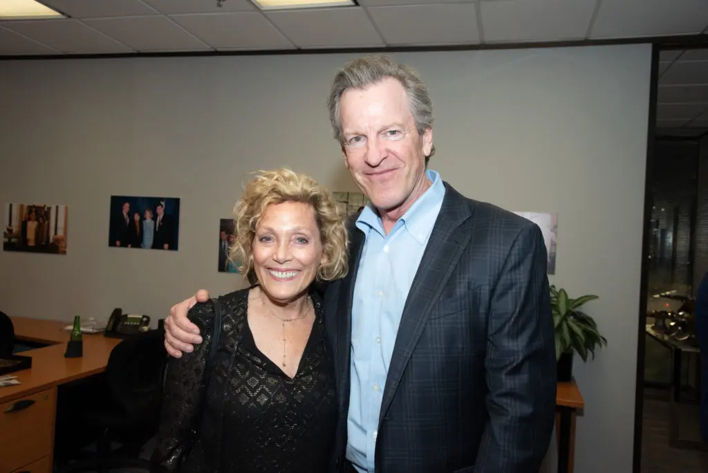 Linda Ricca, Tom Bacon at the Beth Wolff Realtors 40th anniversary party. (Photo by Alexander's Fine Portrait Design)