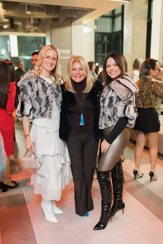 Lisa Janowiak, Brenda Fant, Natalie Davis (Photo by Rachel Stubbe Photography)