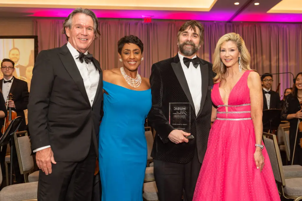 Peter Remington, Linda Lorelle, honoree Stanton Welch, chair  Patti Murphy at the Virtuosi of Houston gala. (Photo by Fulton Davenport/PWL Studio)