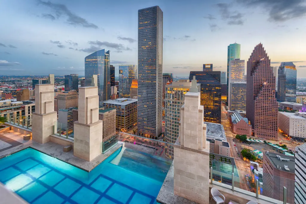 Market Square Tower's glass-bottomed Sky Pool is intense — and not for the faint of heart. 