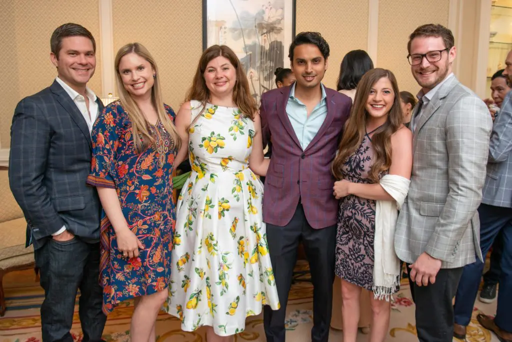 Aaron & Kristin Blomquist, Erin & Aashish Parekh, Katie Esposito, Nathan Glassell at the Recipe for Success Delicious Alchemy dinner. (Photo by Michelle Watson CatchLightgroup.com)