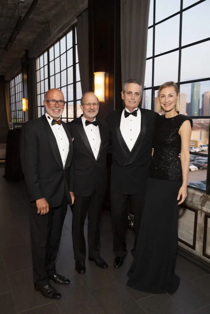 Michael Piana, David Leslie, chairs Craig & Tatiana Massey (Photo by Jenny Antill Clifton)