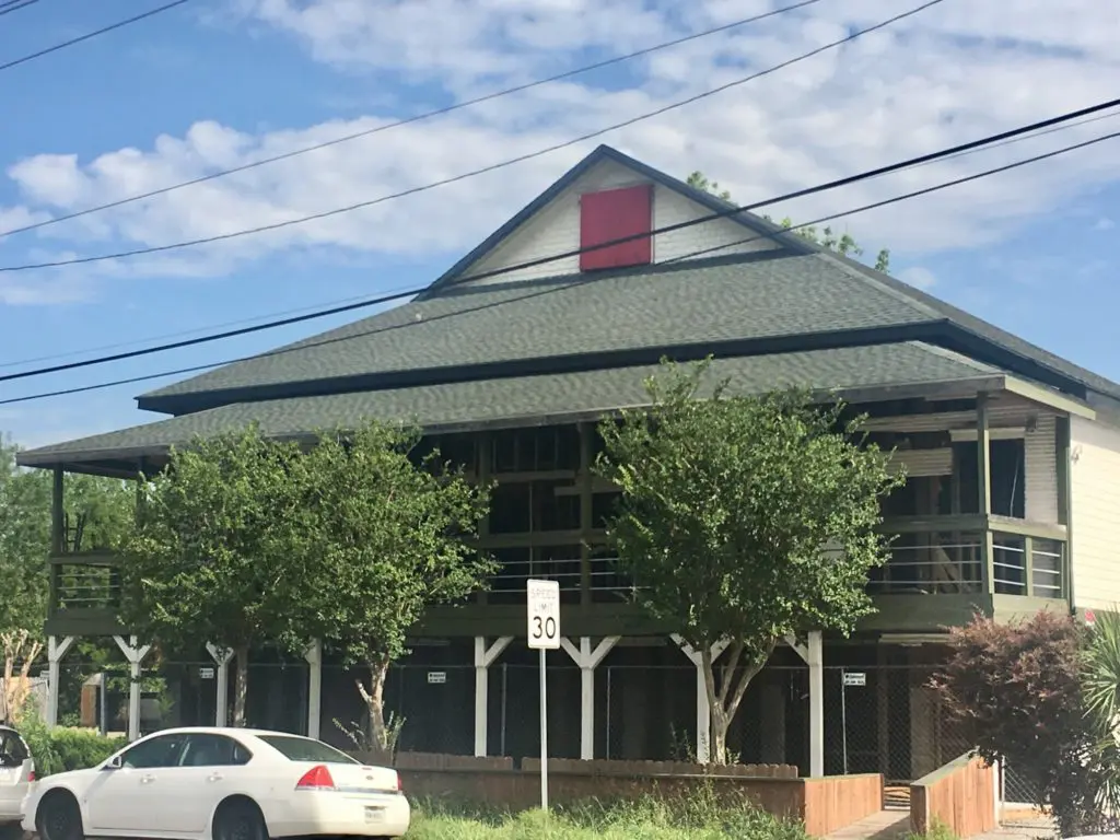 Teardown of Iconic Houston Concert Venue Begins — It’s Curtains for Fitzgerald’s