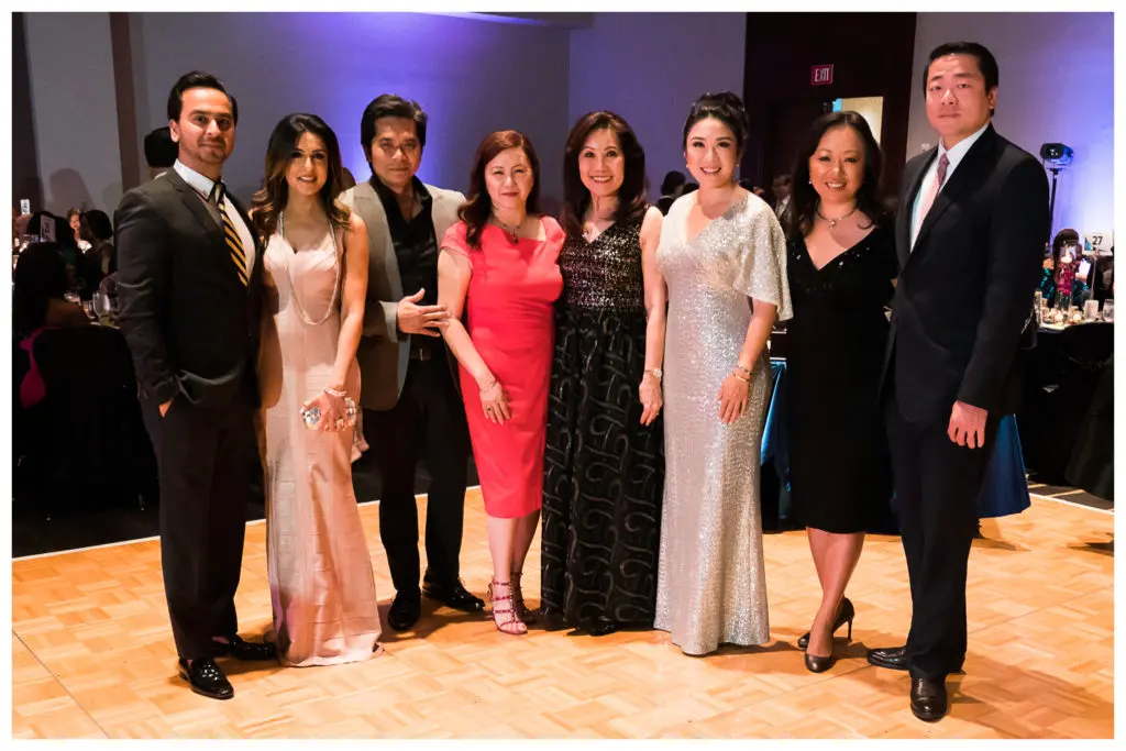 Nick & Sneha Merchant, Wayne & Tammy Nguyen, Betty Gee, Christina Zhou, Miya Shay & State Rep. Gene Wu at the 2019 Asian Pacific American Heritage Association Gala. (Photo by Ricky Guinhawa)