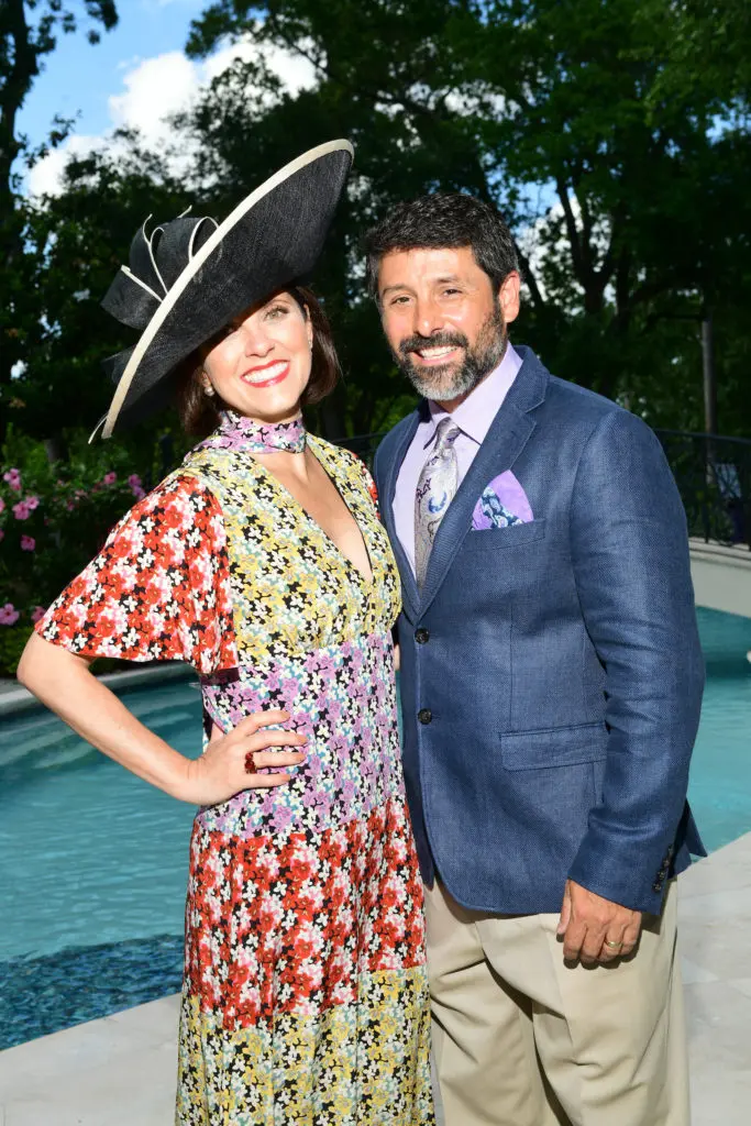 Stacey & Al Lindseth at the 2019 Hats, Hearts & Horseshoes Kentucky Derby Affair. (Photo by Daniel Ortiz)