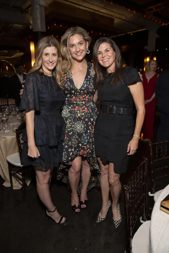 Kate Dorn, Lisa Oren, Pam Cameron at Illumination: The Rothko Chapel Gala. (Photo by Jenny Antill Clifton)