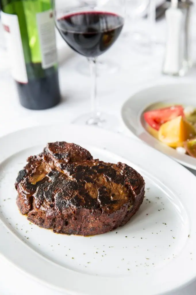 The steak is always served piping hot at S. 