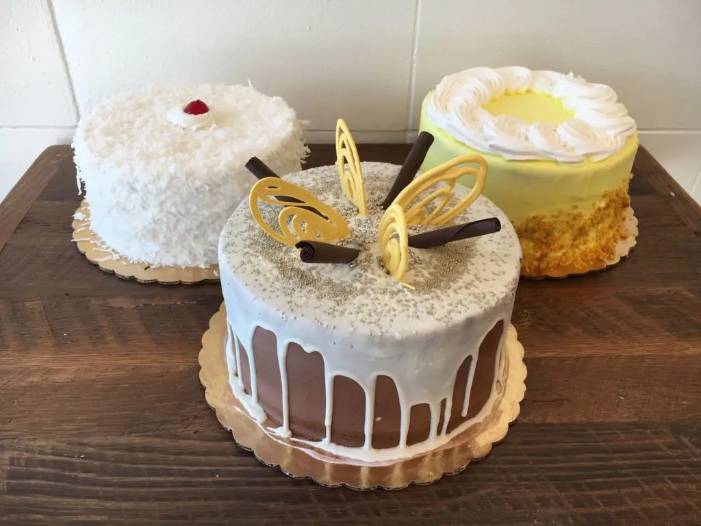 The bakery also offers many standard cakes. 