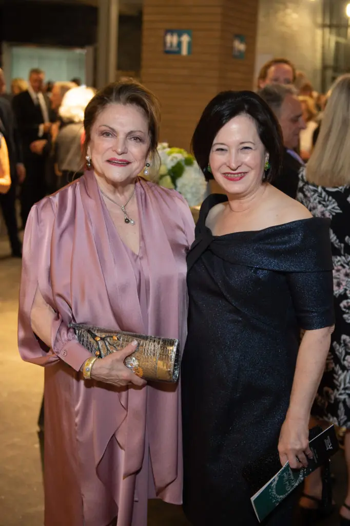 Beth Wolff, Anne Neeson