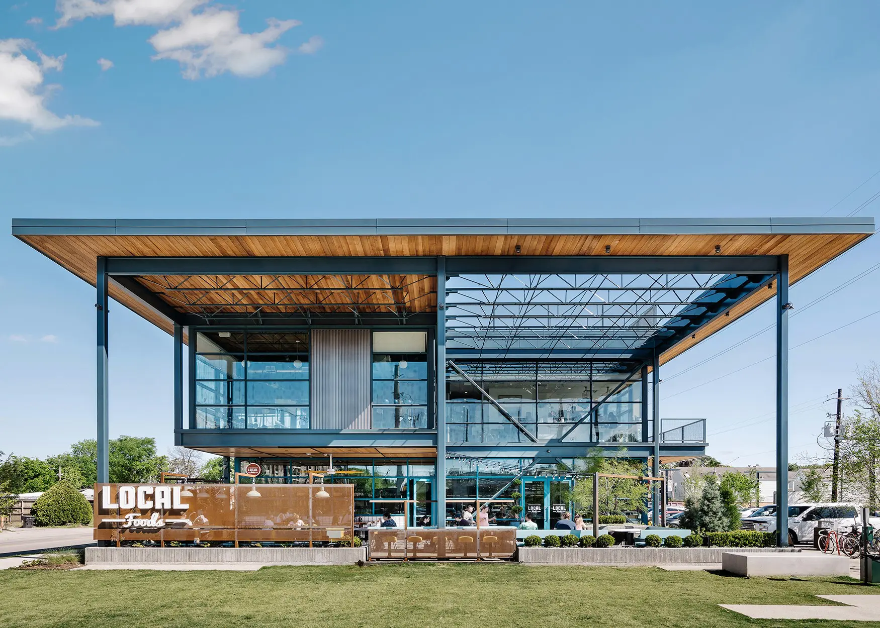 08 – Heights Mercantile