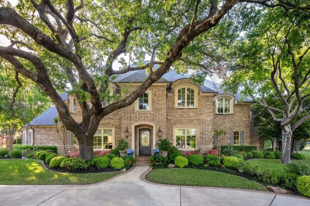 Dream Home in One of Dallas’ Most Storied Neighborhoods Builds Major Real Estate Buzz