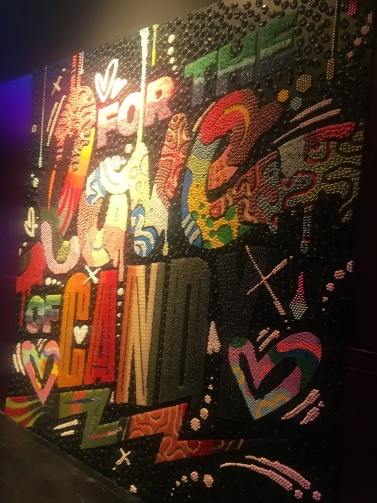Even the murals are made of candy. 