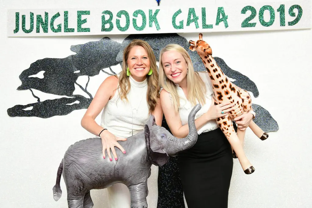 Katie Tsuru, Lindsay Bowman (Photo by Daniel Ortiz)