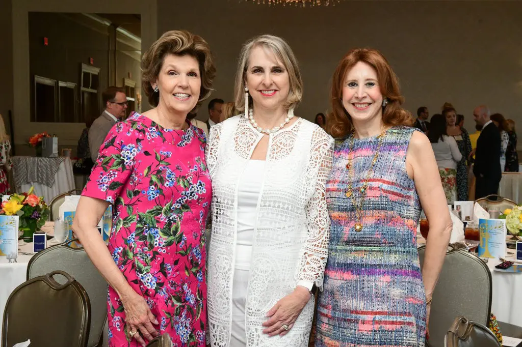 Lilly Andress, Susan Hansen, Vicki West (Photo by Daniel Ortiz)