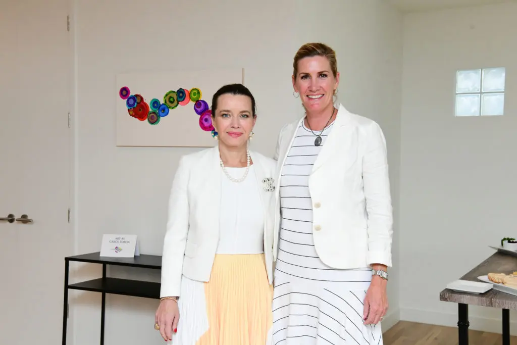 Ludmila Golovine, Amber Moyse (Photo by Daniel Ortiz)