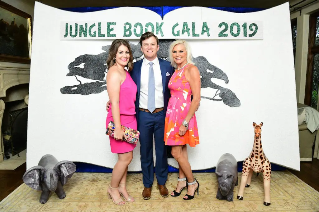 Gala chair Morgan Stautzenberger, Cameron Stubbs, gala chair Kristen Stubbs (Photo by Daniel Ortiz)