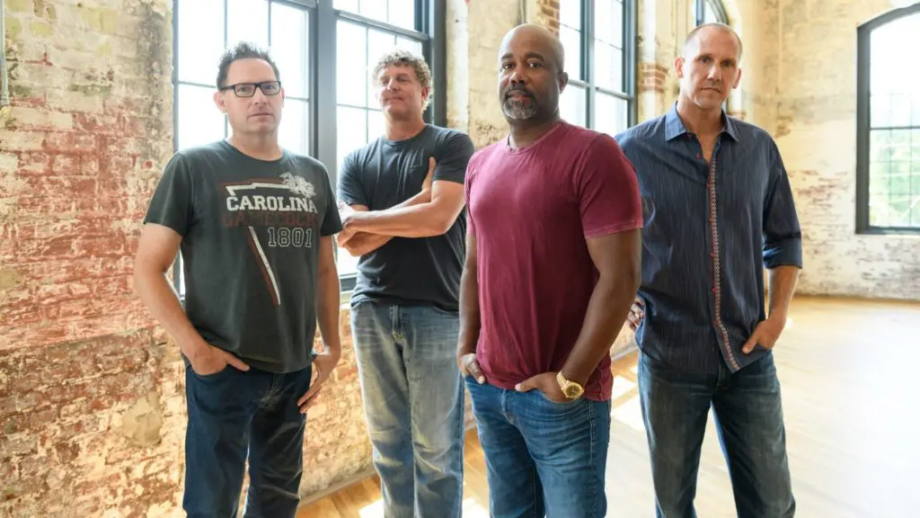 Hootie & The Blowfish is coming to Dos Equis Pavilion this weekend. 