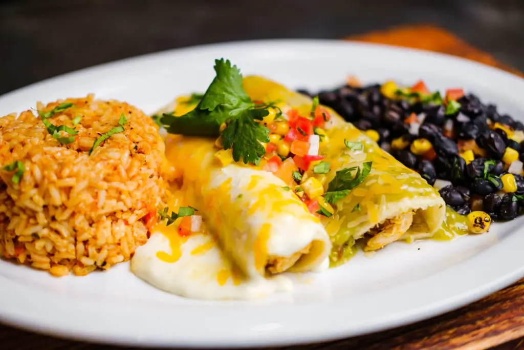 Enchiladas Verdes Y Crema at Primos.