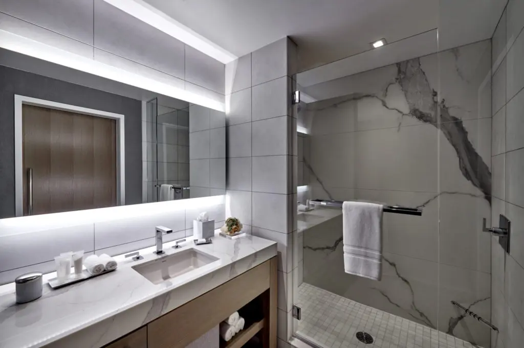 Guest bathrooms at Live!