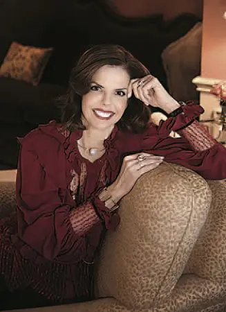 This Jewelry Queen Delights in Giving Back, Finds Inspiration in Dreamers and Loves Houston’s Tex-Mex Icons