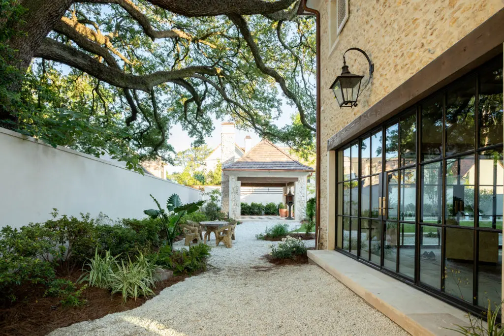 Landscaping is distinctive across the expansive lawn. (Photo by Savannah Montgomery)