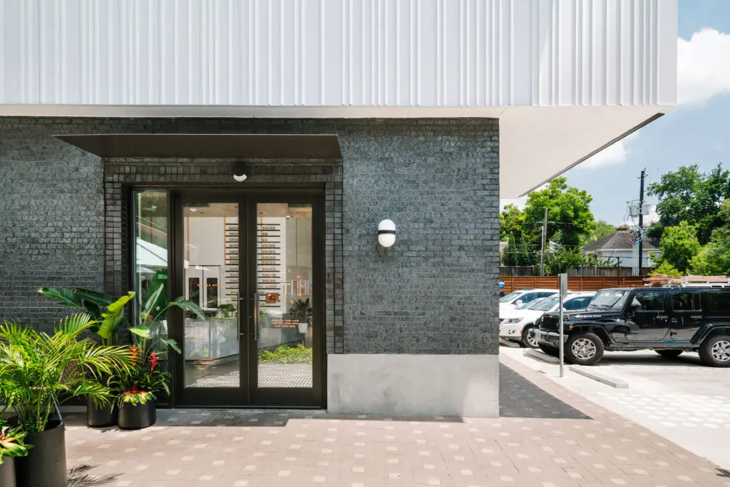 2132 Bissonnet proves that Houston developments do not need to be strip mall centric. (Photo by Chase Daniel)