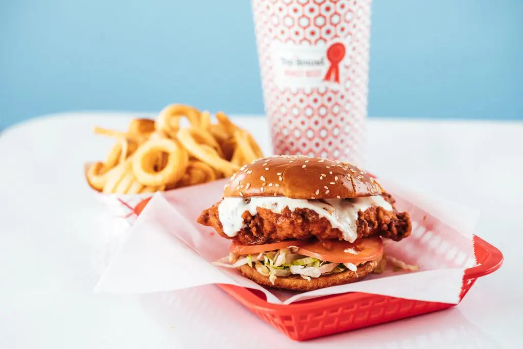 The buffalo chicken sandwich is a favorite. (Photo by Kathy Tran)