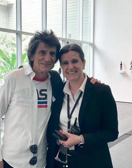 Ronnie Wood posed in the Arts of Africa Galleries. (Photo by The Menil Collection)