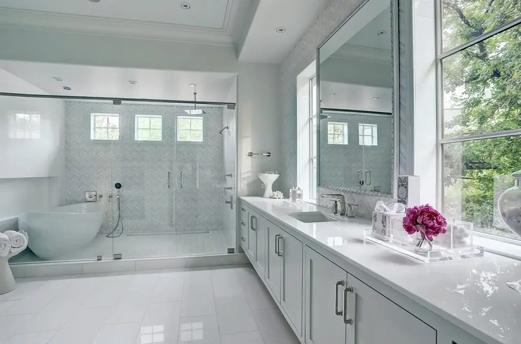 Another view of the master bath in the residence built by Layne Kelly Homes 