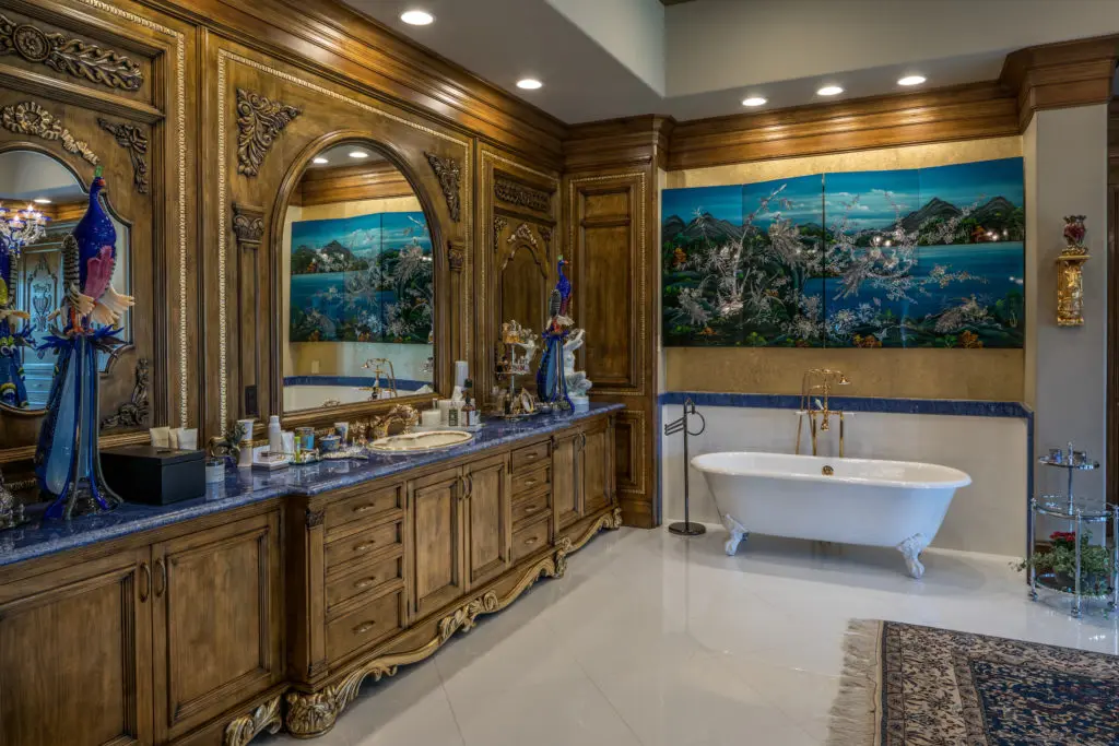 Meeting the homeowners desires, Frankel Building Group created this Paladian-style master bath.