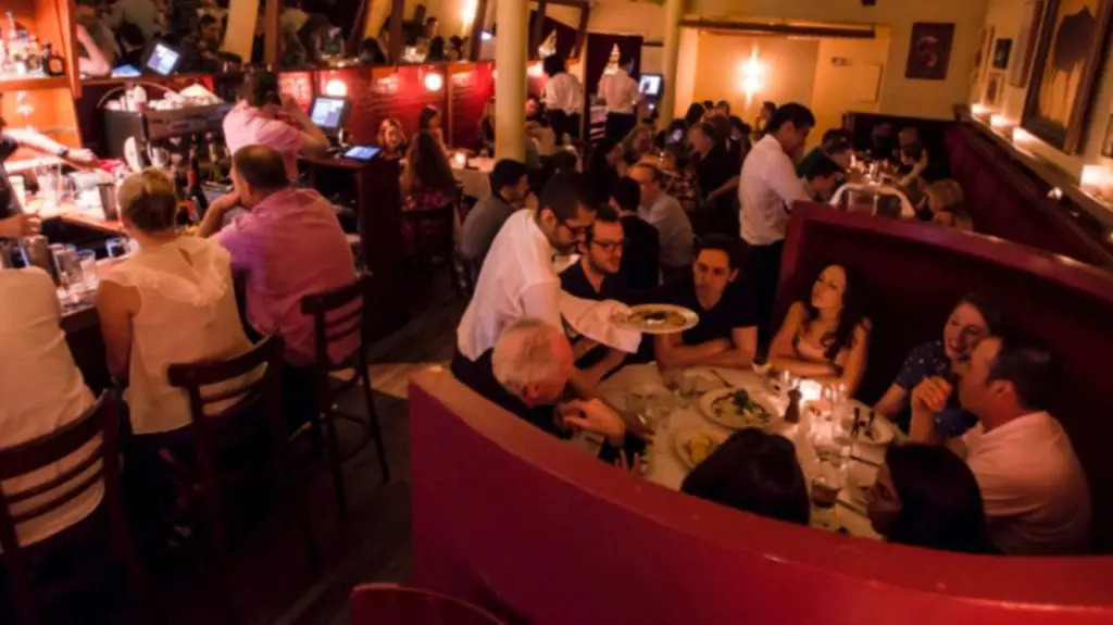 The Blue Ribbon became a legend by serving gourmet meals until 4 am.