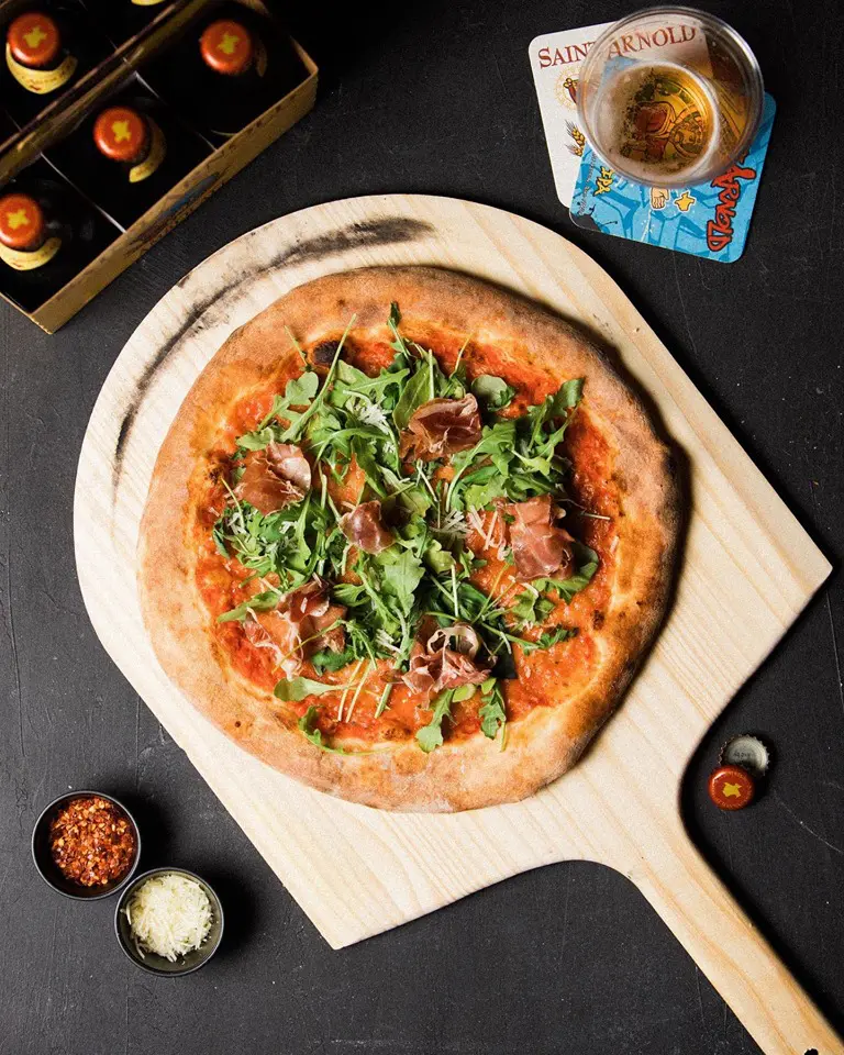 The Gypsy Poet offers a mix of classic and unique Neopolitan-style pizzas. 