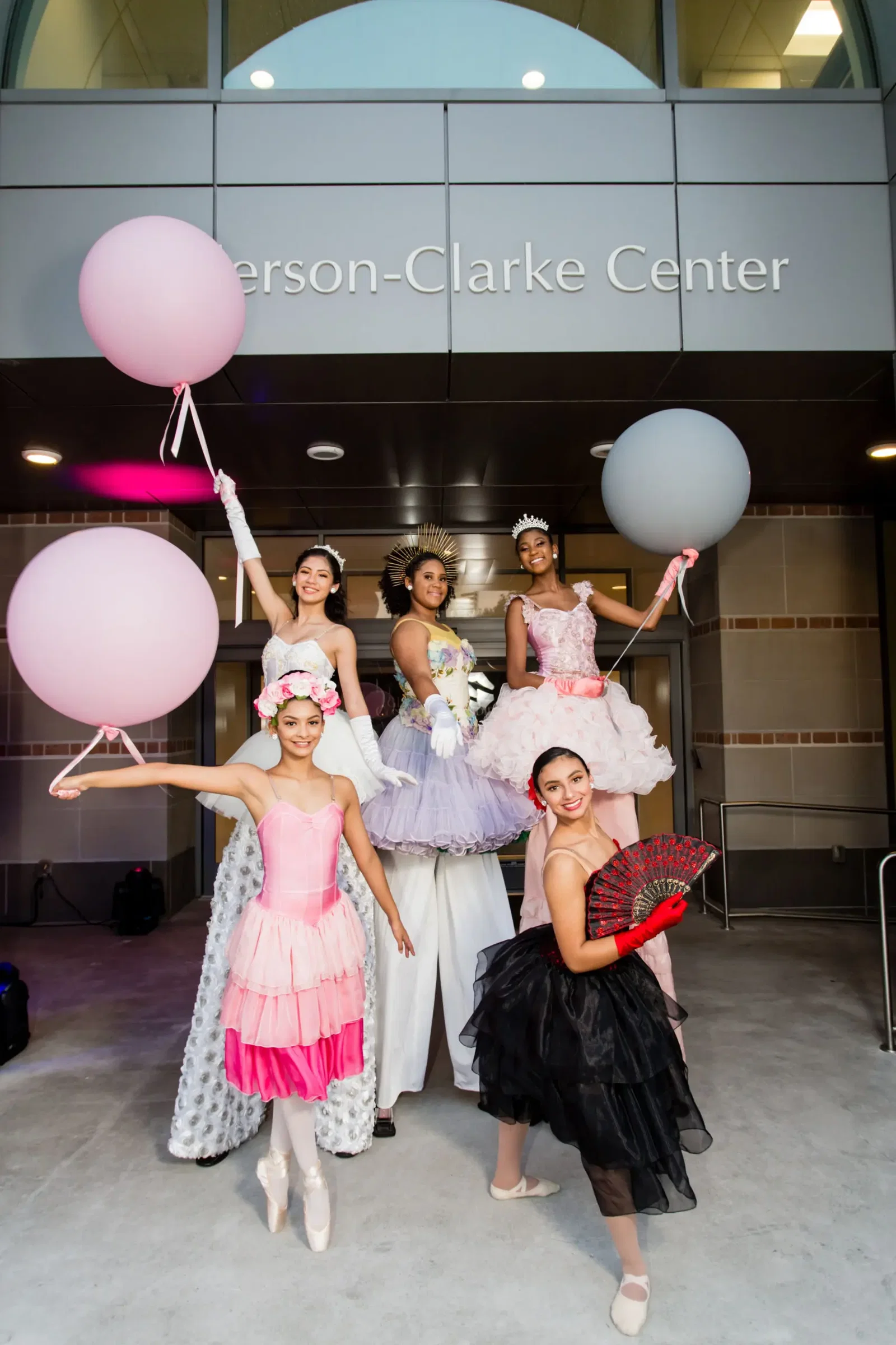 Bianca Bolanos, Keyara Marshall,Anaya Jones Bottom, Nicole Garcia, Salma Davila