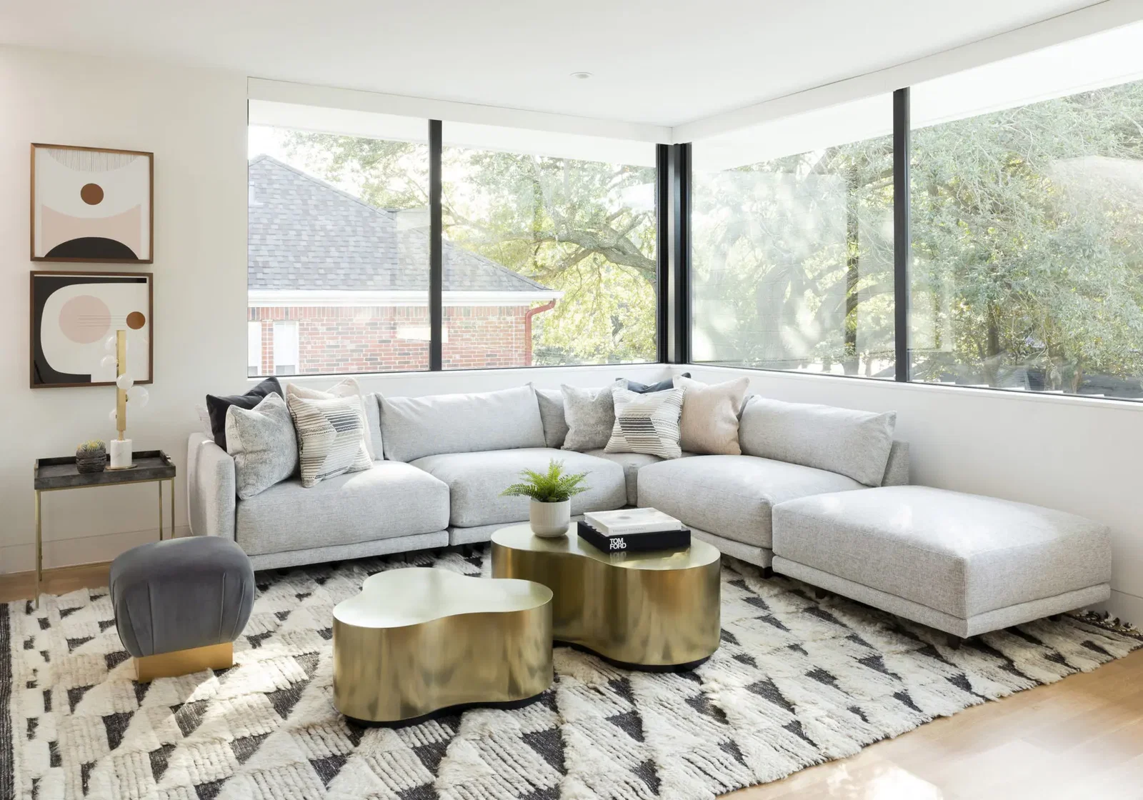 University Boulevard, The family room by studioMET Architects (Photography by Jack Thompson)
