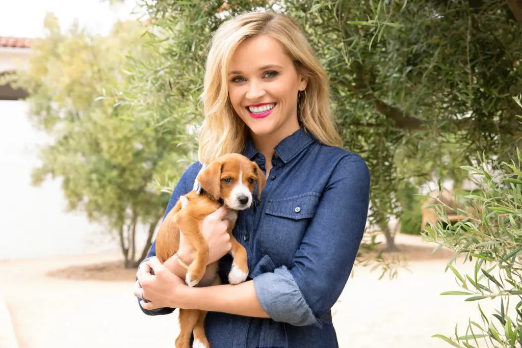 Reese Witherspoon Embraces Southlake — Popping Up With a Ray of Sunshine