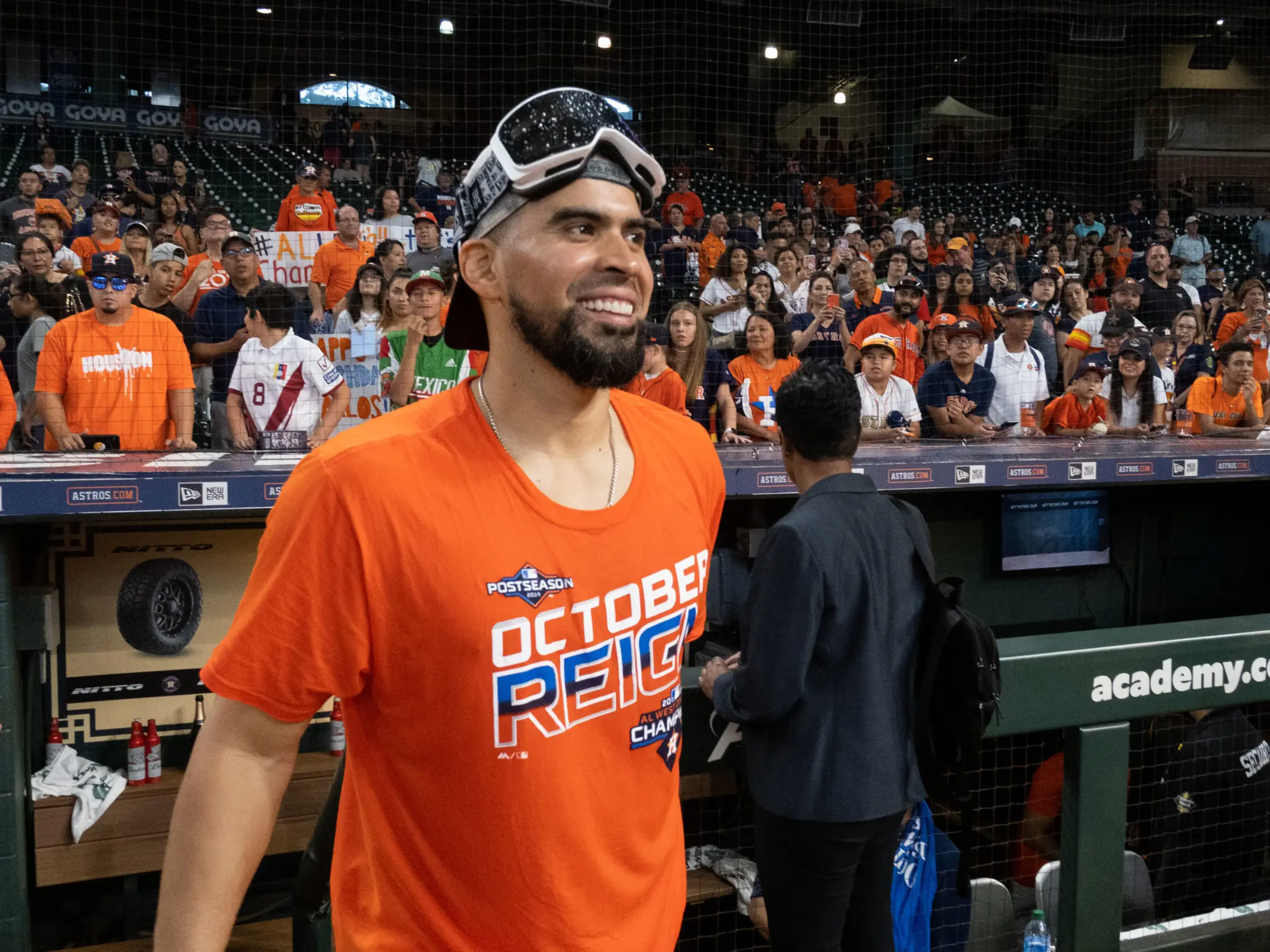 Robinson Chirinos left the Texas Rangers and became a champion in Houston. (Photo by F. Carter Smith).