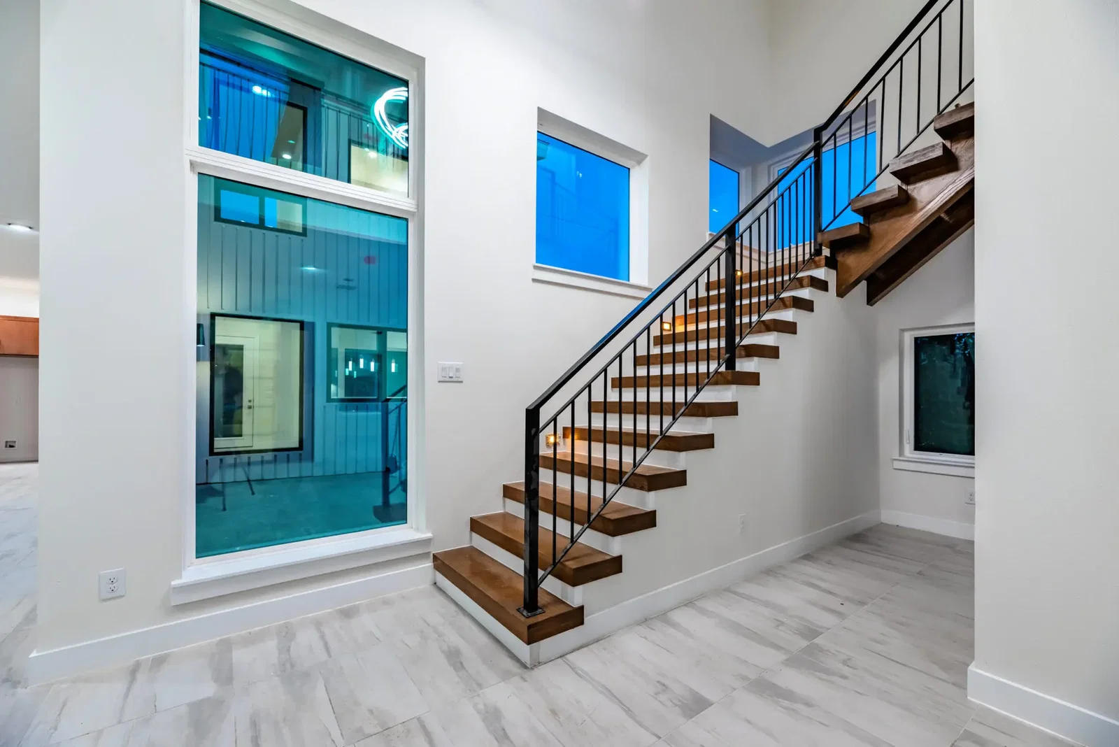 Jonathan Street, Javier Medina, Origin Architects (Keven Alvarado – KSTA Photography)
