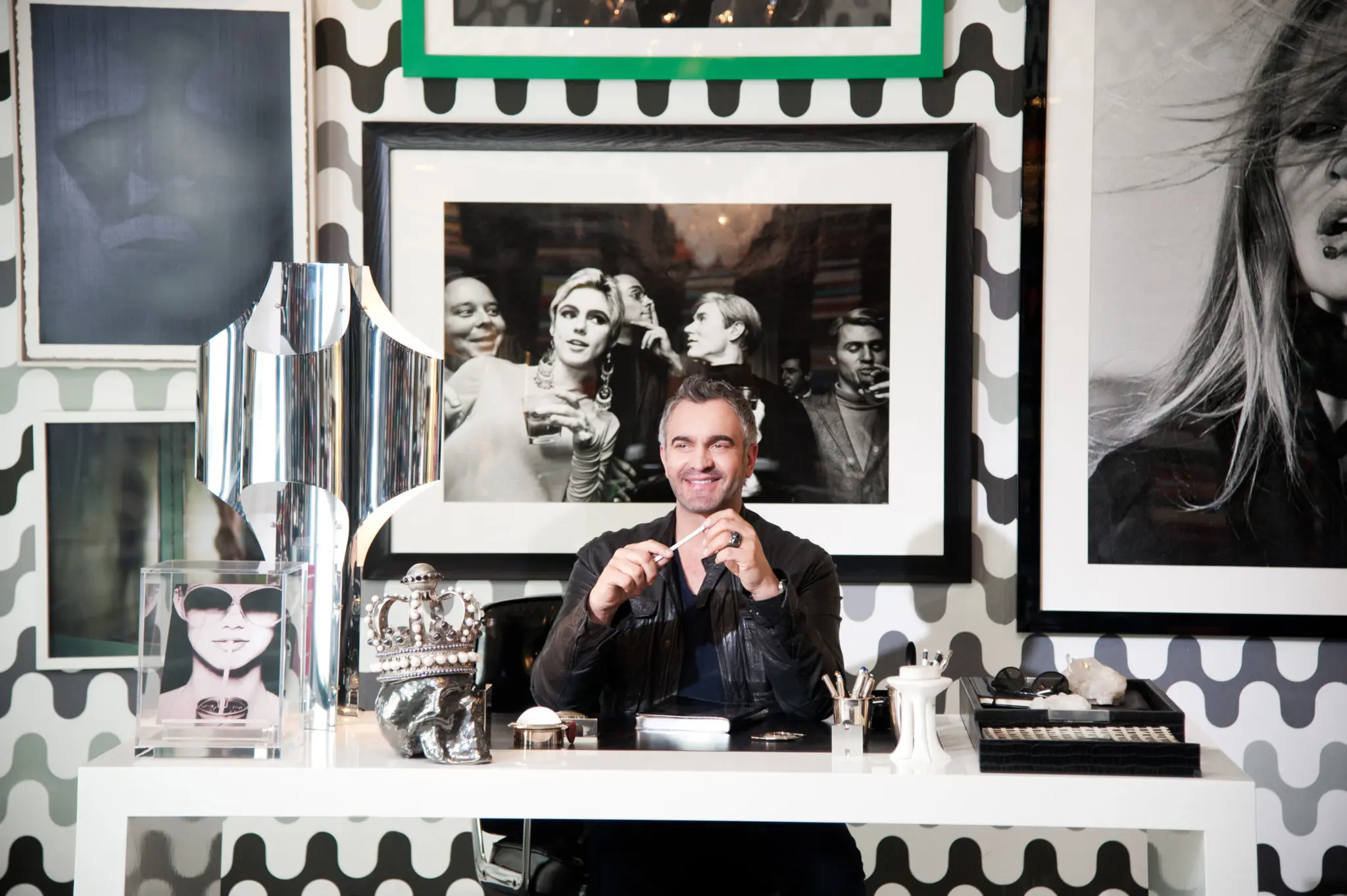 L.A. designer Martyn Lawrence Bullard will be in Dallas Tuesday-Wednesday, October 8-9, as part of Texas Design week Dallas. 