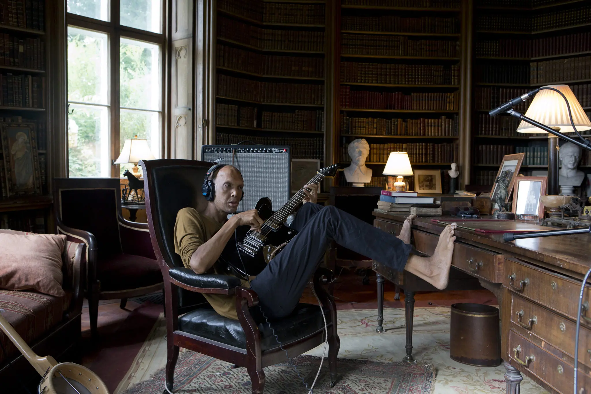 Ragnar Kjartansson's "The Visitors" (Photo by Elisabet Davids)