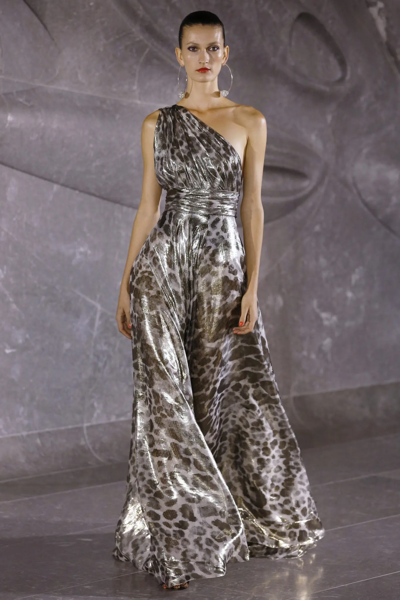 Naeem Khan's Starchitect Drama Adds Extra Sizzle to Fashion Week -  PaperCity Magazine