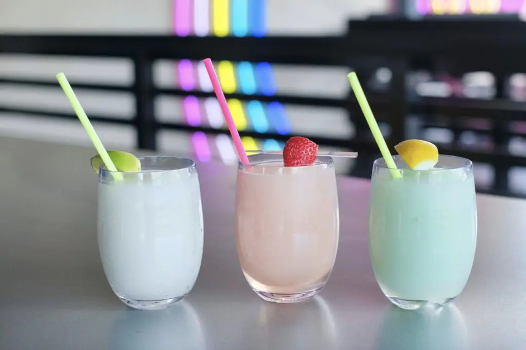Happy hour goes from 3 to 7 pm. 