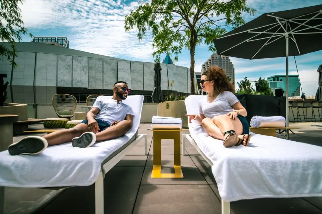 Relaxing looks so good at Kimpton Sawyer. 