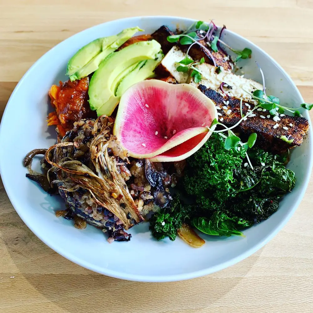 New Heights Restaurant Proves Vegan Food is a Real Draw